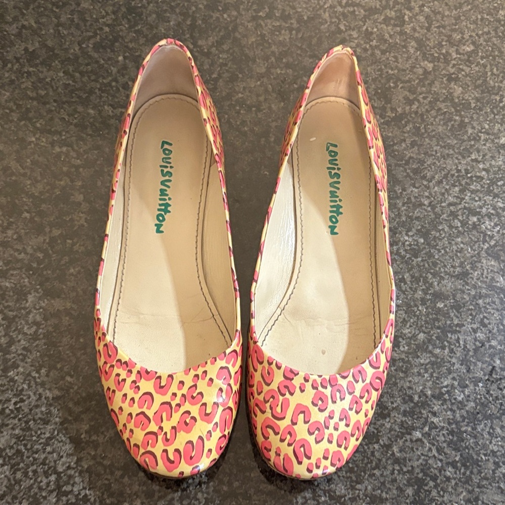 Louis Vuitton Vibrant Pink Leopard Flats